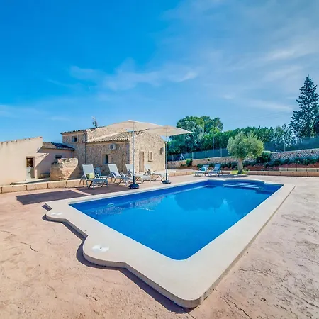 6 Guest In Sencelles
